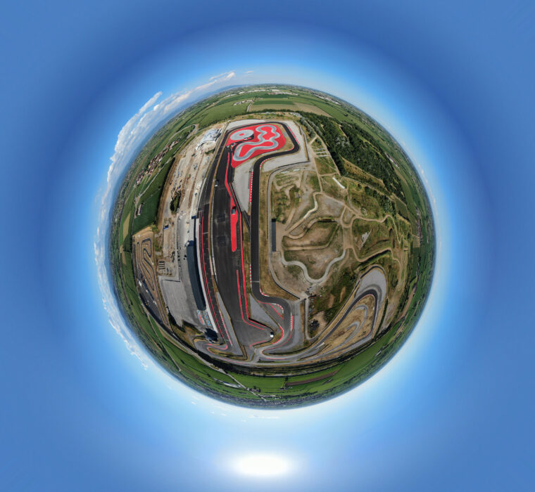 Progetto del Porsche Experience Center Franciacorta: piste per centro di esperienze di guida 2