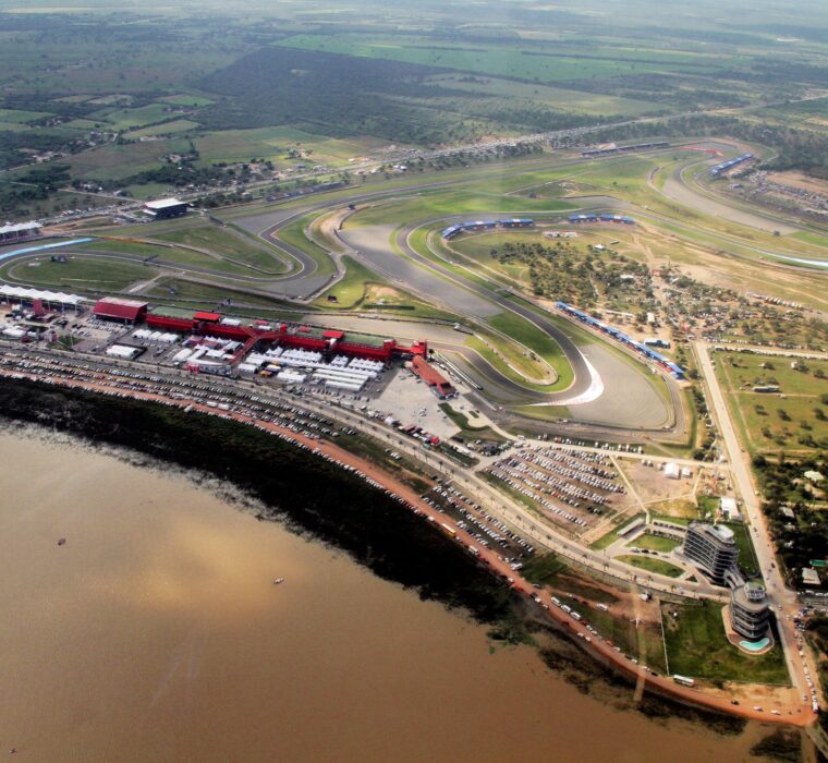 Progetto per l'Autodromo di Termas de Río Hondo: layout e riqualificazione del circuito 4