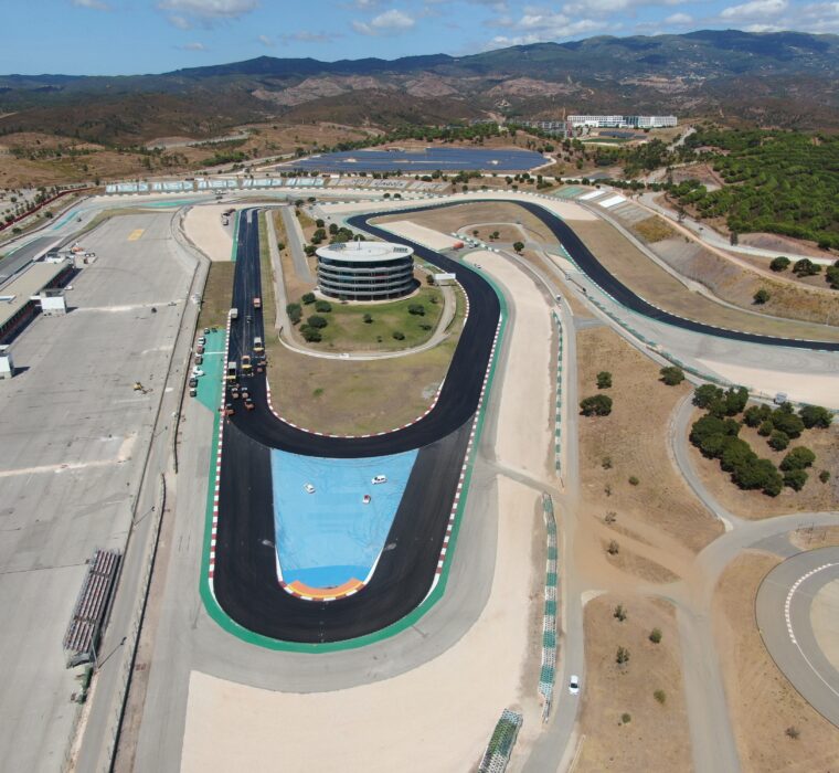 Luftaufnahme des Autódromo Internacional do Algarve – Erneuerung der Fahrbahndecke und Höhenvermessung 3