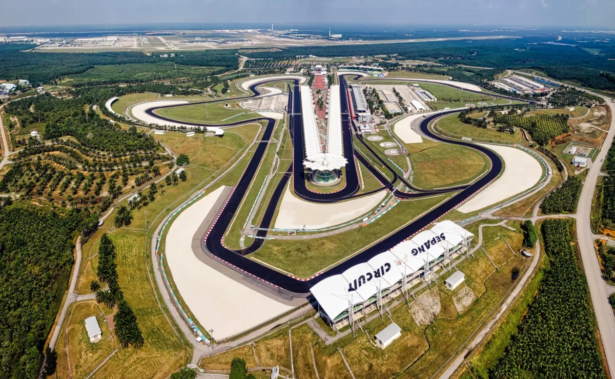 Vista aerea del circuito internazionale di Sepang e del tracciato principale